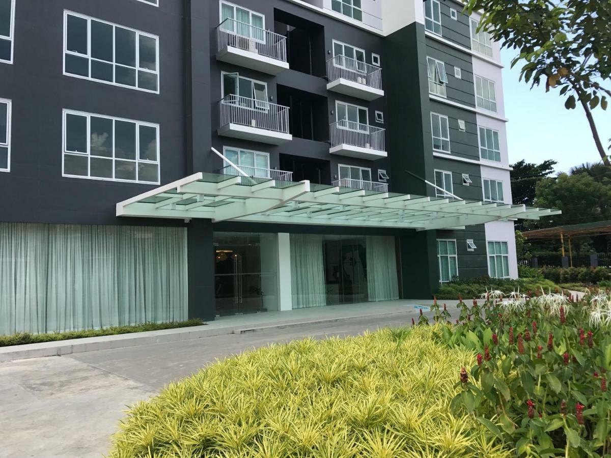 Lustra Studio Davao Exterior photo